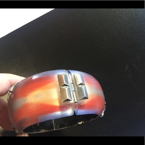 ALEXIS BITTAR O’KEEFE LUCITE HINGED BRACELET EUC - Picture 5 of 16